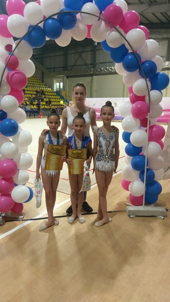 Грациите на СК“ТЕА Денс“ с медали от „Golden Pirin cup“