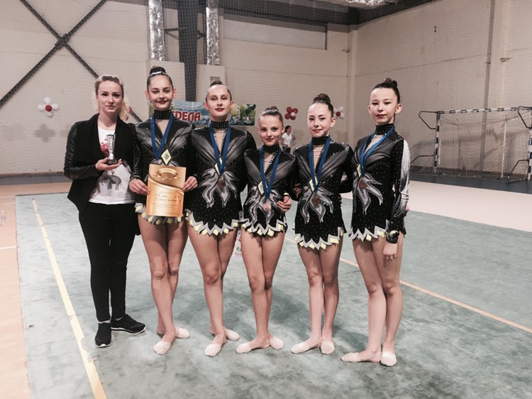 Грациите на СК“ТЕА Денс“ с медали от „Golden Pirin cup“