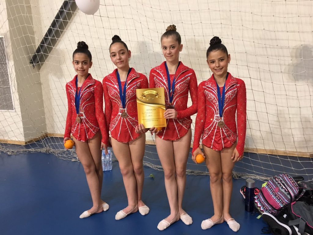 Грациите на СК“ТЕА Денс“ с медали от „Golden Pirin cup“