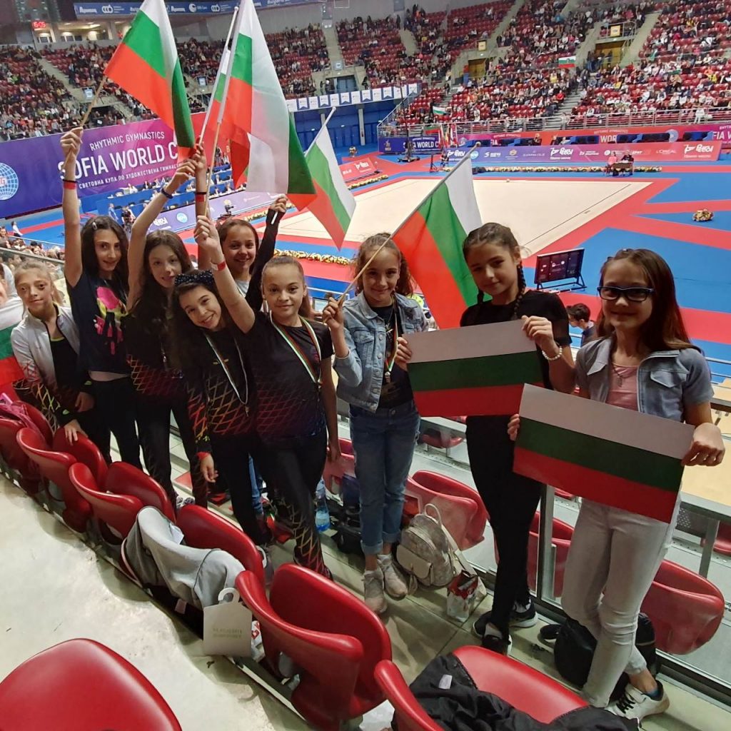 С участие в SOFIA WORLD CUP 2019