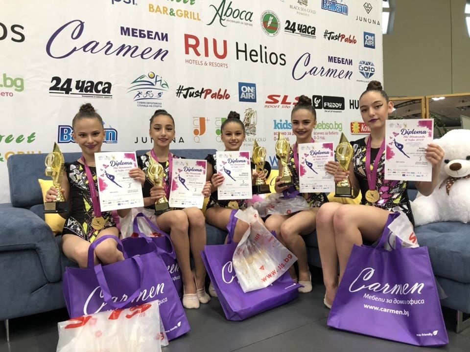 Момичетата на СКХГ „ТЕА Денс“ и СКХГ „ТЕА СПОРТ 2018“ с много медали от прекрасния турнир на „The Diamonds of Sofia“