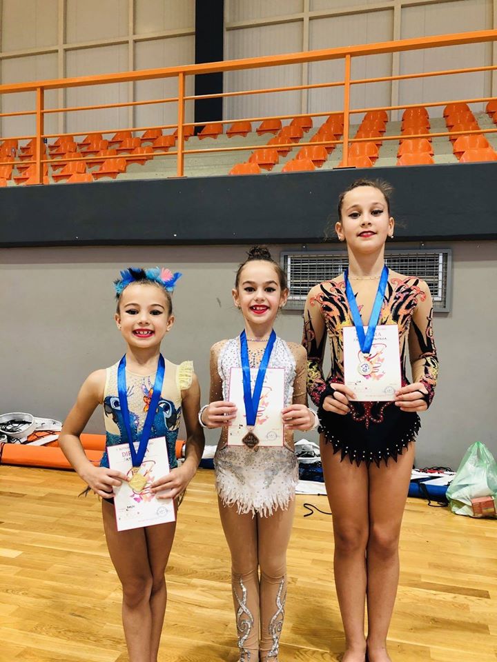 Медали от „Butterfly cup “ и много знания от Мастер клас с Линой Ашрам