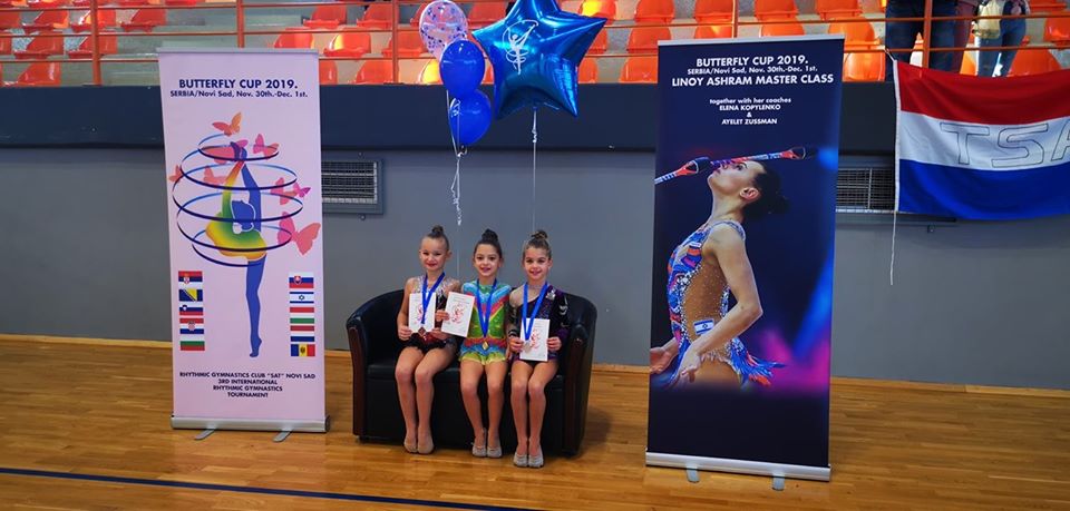Медали от „Butterfly cup “ и много знания от Мастер клас с Линой Ашрам